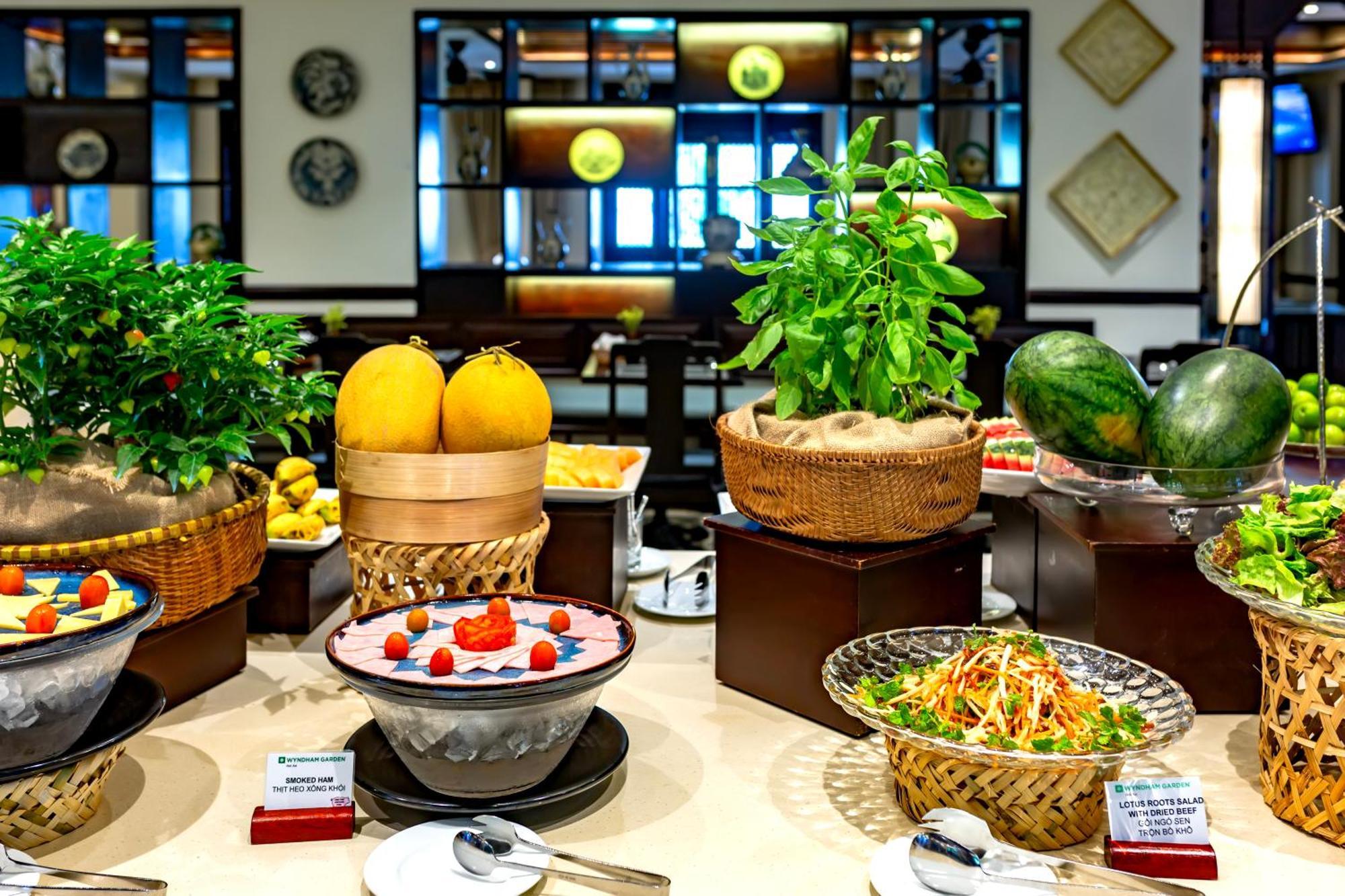 Wyndham Garden Hoi An Cua Dai Beach Bagian luar foto